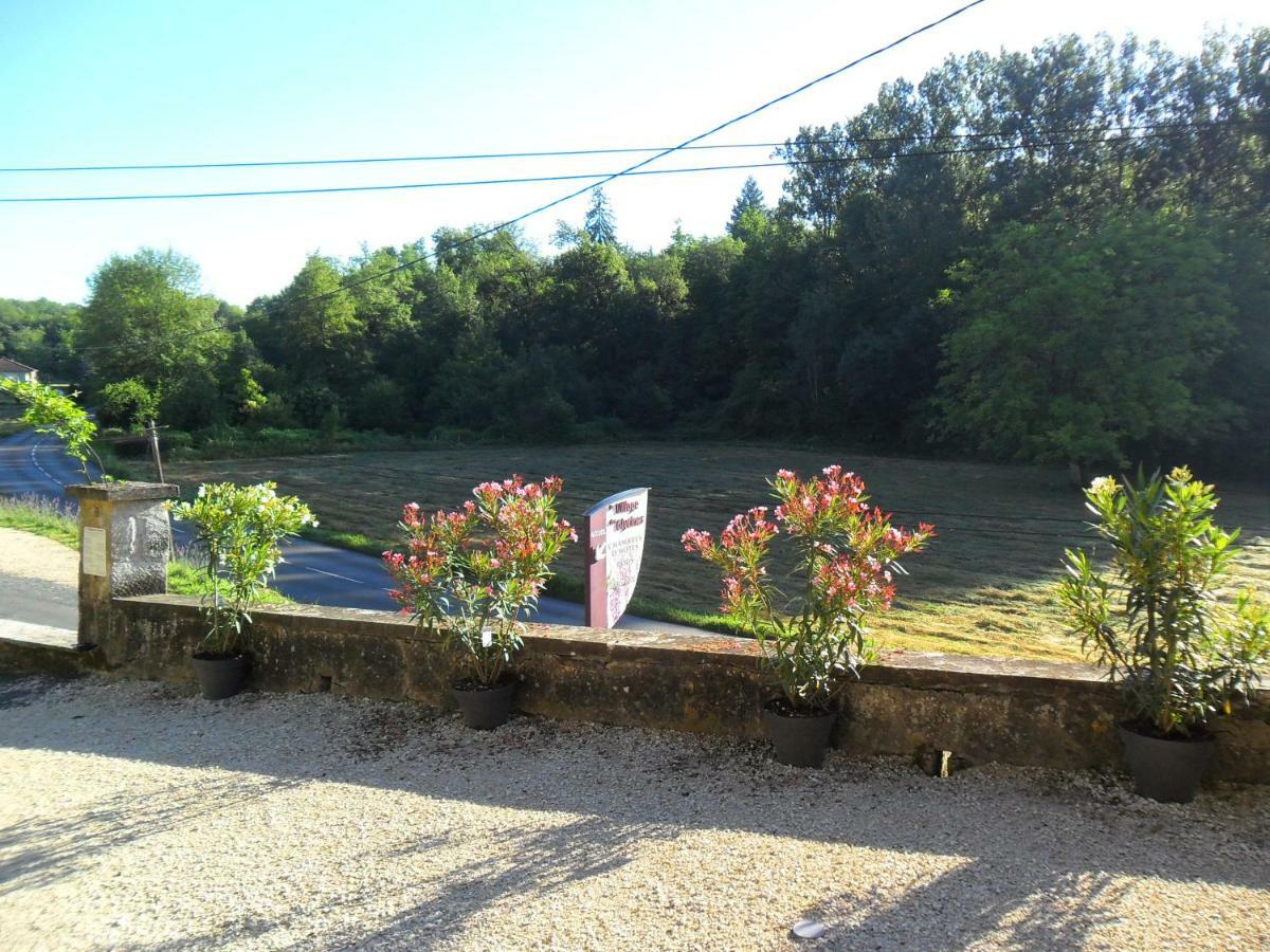 Le Village Des Glycines Carsac-Aillac Exterior photo
